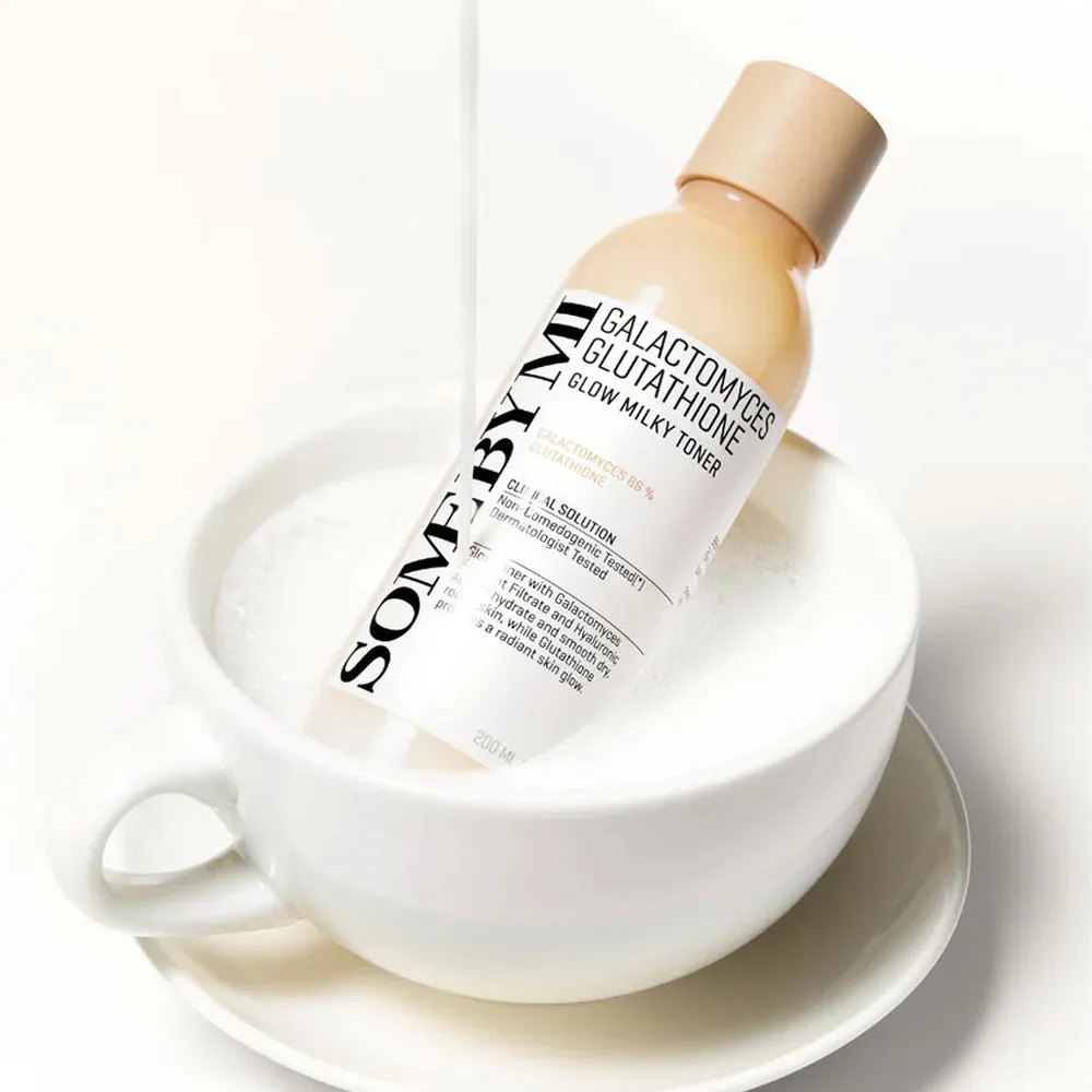 SOME BY MI Galactomyces Glutathione Glow Milky Toner 200ml